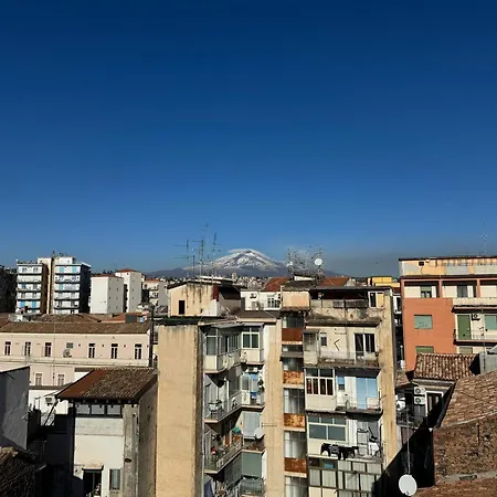 La Di Largo Pilo Catania