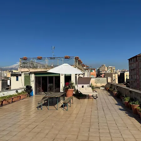 La Di Largo Pilo شقة كاتانيا