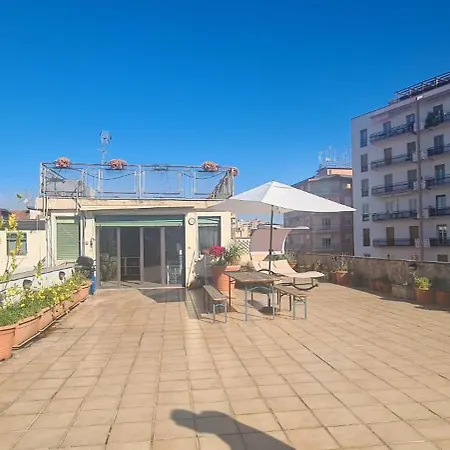 La Di Largo Pilo شقة كاتانيا